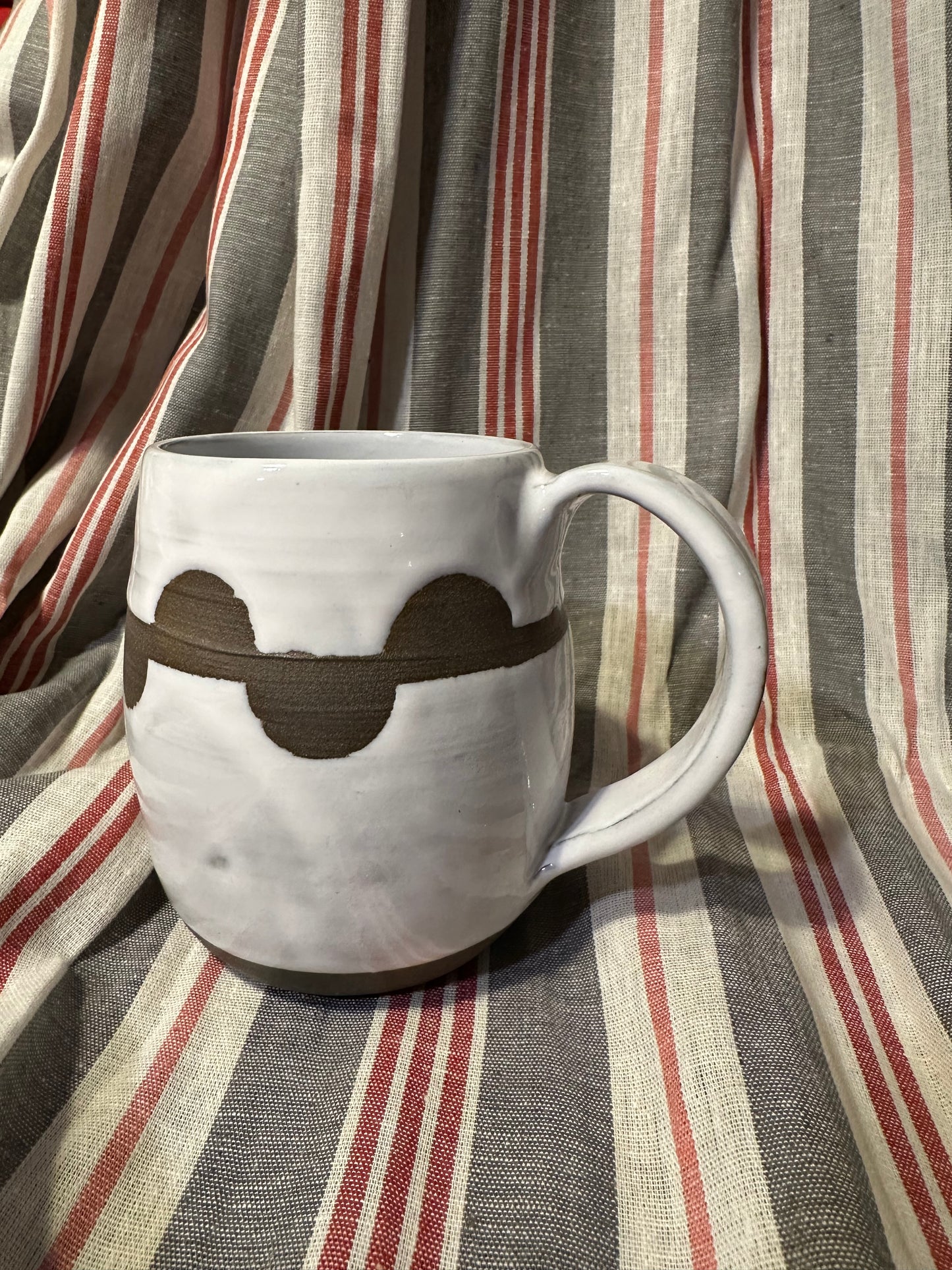 Semi-circle striped stoneware mug